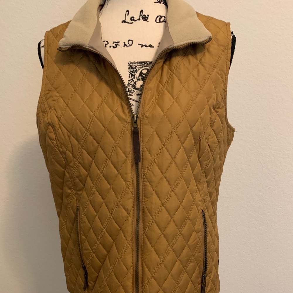 Women’s Camel Quilted Vest